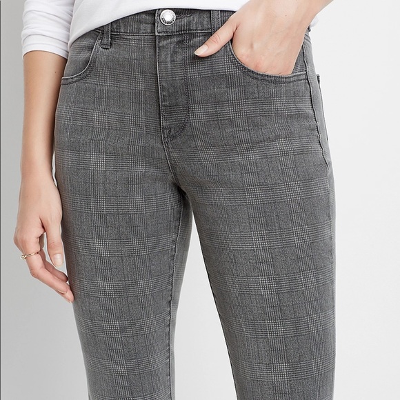 Maurices High Rise Jeggings - Picture 2 of 5